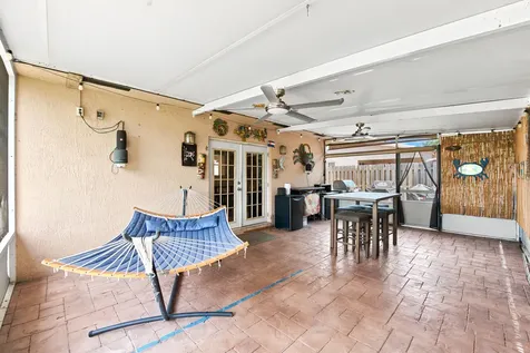 4930 SW 90th Way Cooper City FL 33328