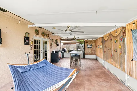 4930 SW 90th Way Cooper City FL 33328
