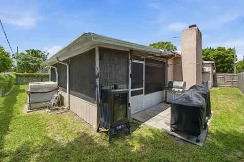 4930 SW 90th Way Cooper City FL 33328
