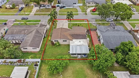 4930 SW 90th Way Cooper City FL 33328