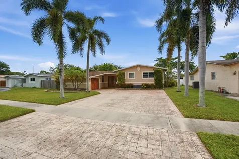 4930 SW 90th Way Cooper City FL 33328