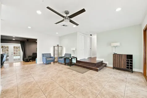 4930 SW 90th Way Cooper City FL 33328