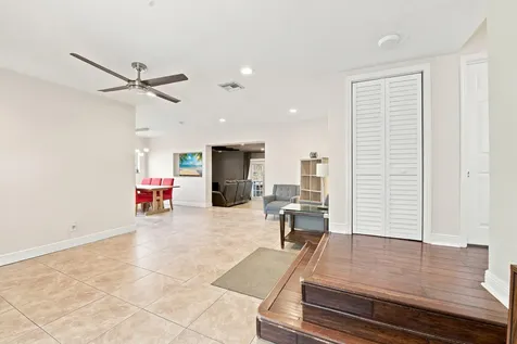 4930 SW 90th Way Cooper City FL 33328
