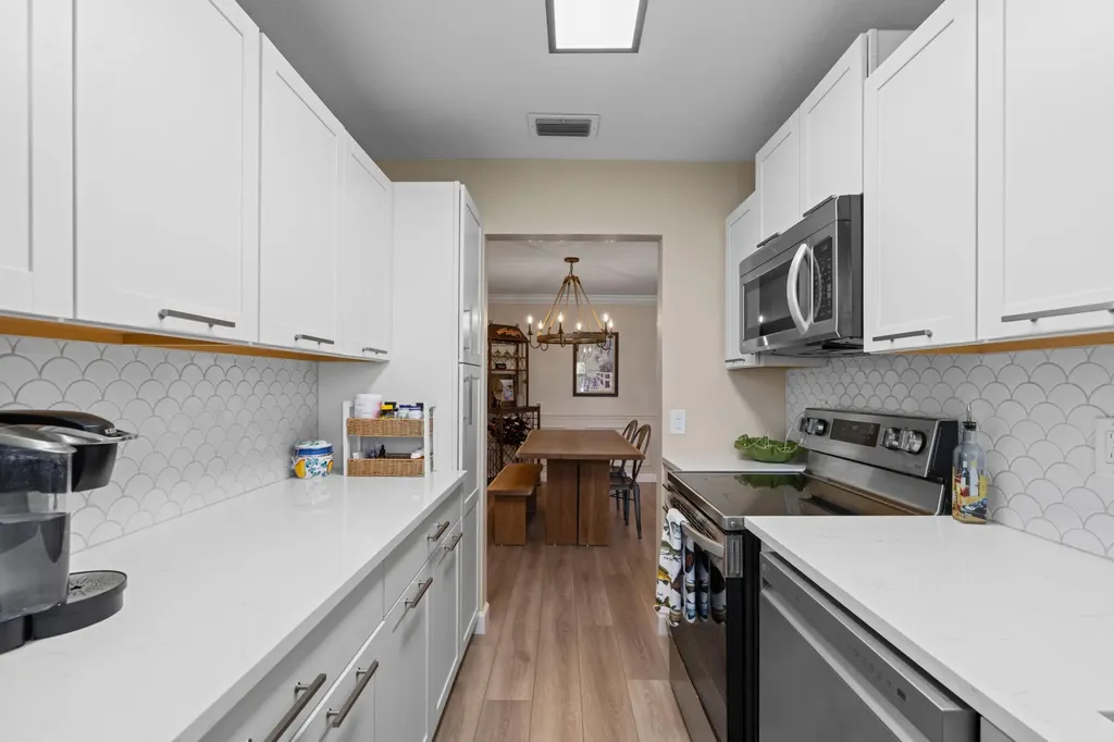 947 Circle Drive Delray Beach FL 33445