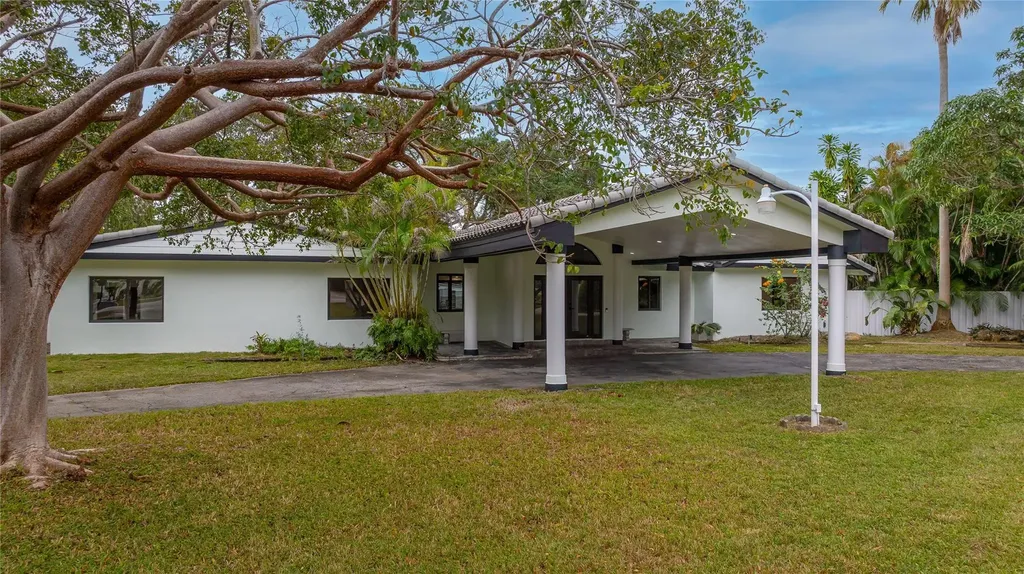 13401 SW 83rd Avenue Pinecrest FL 33156