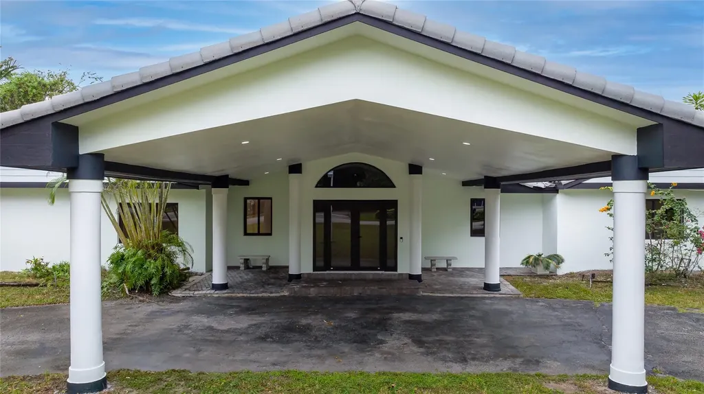 13401 SW 83rd Avenue Pinecrest FL 33156