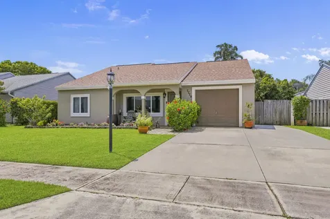 7779 Blairwood Circle N Lake Worth FL 33467
