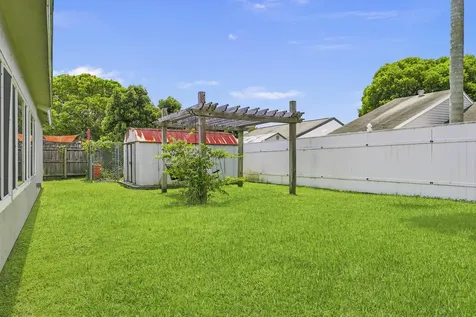 7779 Blairwood Circle N Lake Worth FL 33467