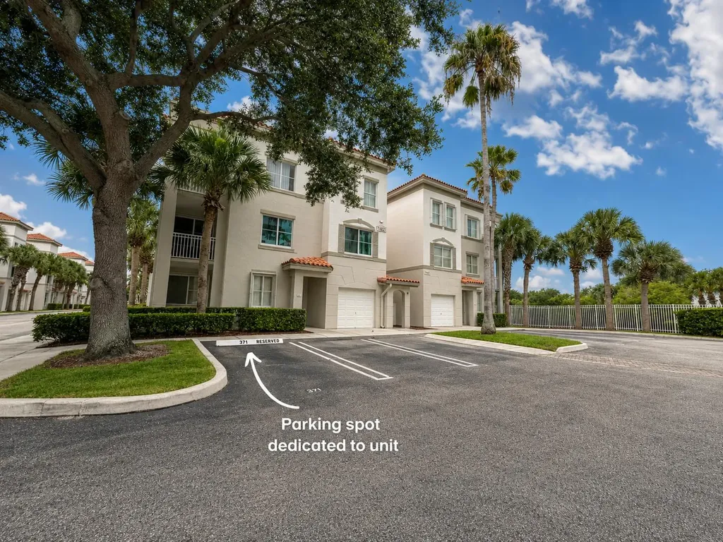 11023 Legacy Lane Palm Beach Gardens FL 33410