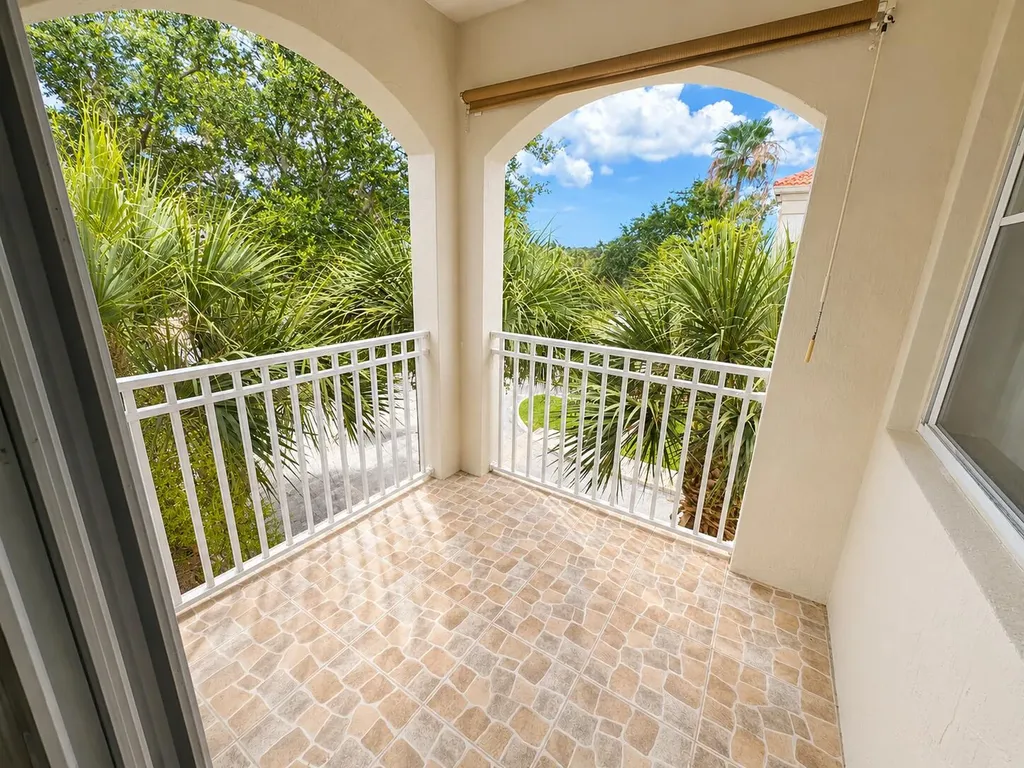 11023 Legacy Lane Palm Beach Gardens FL 33410