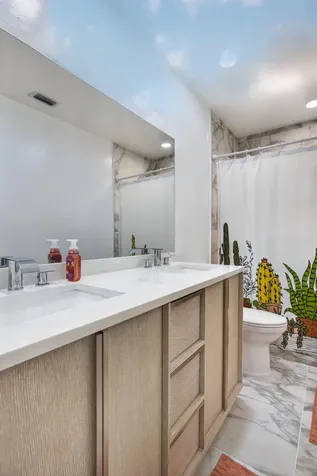 7355 NW 83rd Avenue Tamarac FL 33321