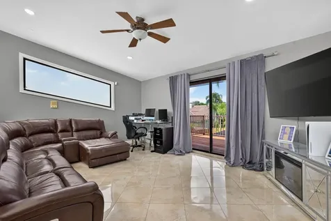 7355 NW 83rd Avenue Tamarac FL 33321