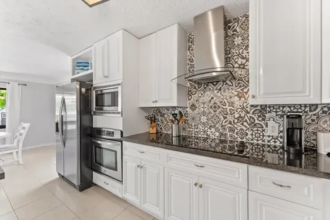 728 NE 9th Avenue Boynton Beach FL 33435