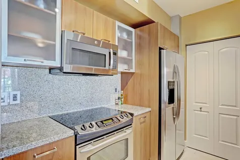 630 S Sapodilla Avenue S West Palm Beach FL 33401