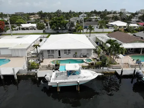 2712 SE 13th Court Pompano Beach FL 33062