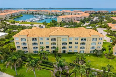 36 Harbour Isle Drive W Fort Pierce FL 34949