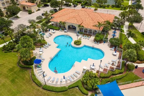 36 Harbour Isle Drive W Fort Pierce FL 34949