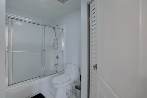 100 Uno Lago Drive Juno Beach FL 33408