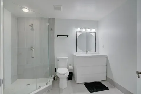100 Uno Lago Drive Juno Beach FL 33408