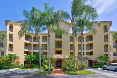 100 Uno Lago Drive Juno Beach FL 33408