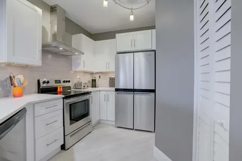 100 Uno Lago Drive Juno Beach FL 33408