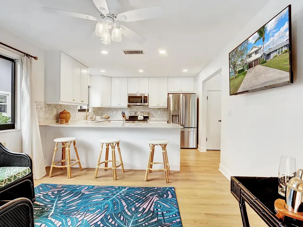 1113 Rainwood Circle W Palm Beach Gardens FL 33410