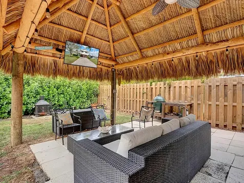 1113 Rainwood Circle W Palm Beach Gardens FL 33410