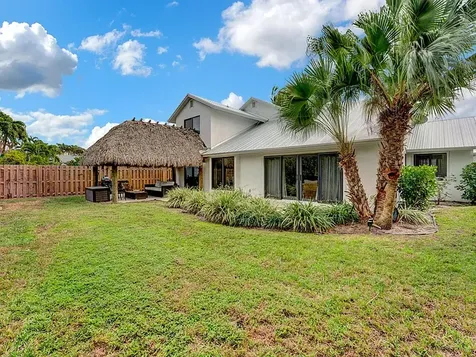 1113 Rainwood Circle W Palm Beach Gardens FL 33410