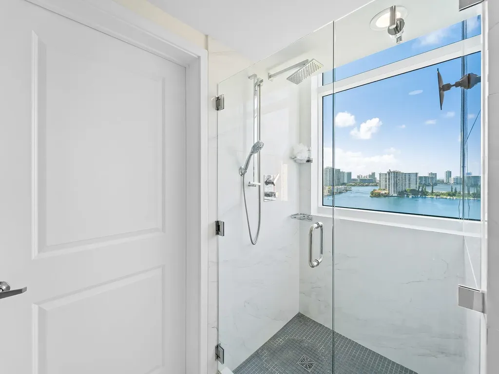 400 Sunny Isle Boulevard Sunny Isles Beach FL 33160