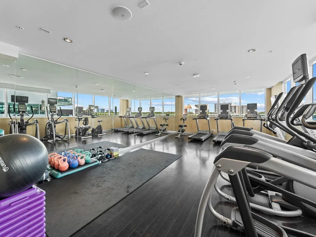 400 Sunny Isle Boulevard Sunny Isles Beach FL 33160