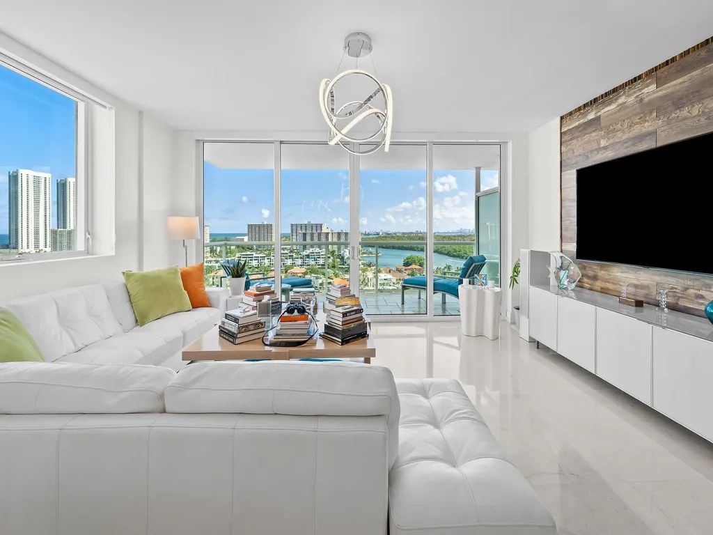 400 Sunny Isle Boulevard Sunny Isles Beach FL 33160