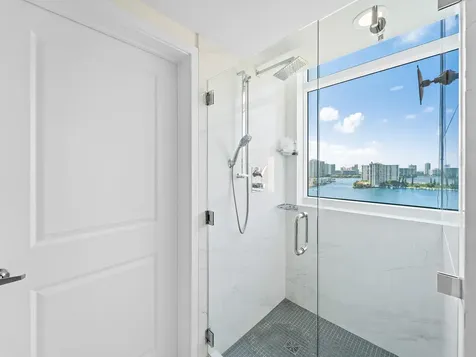 400 Sunny Isle Boulevard Sunny Isles Beach FL 33160