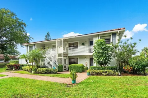 2 Southport Lane Boynton Beach FL 33436