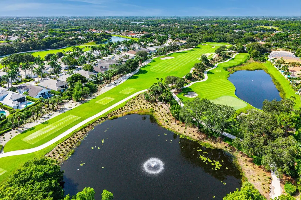 16131 Villa Vizcaya Place Delray Beach FL 33446