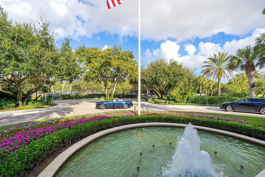16131 Villa Vizcaya Place Delray Beach FL 33446