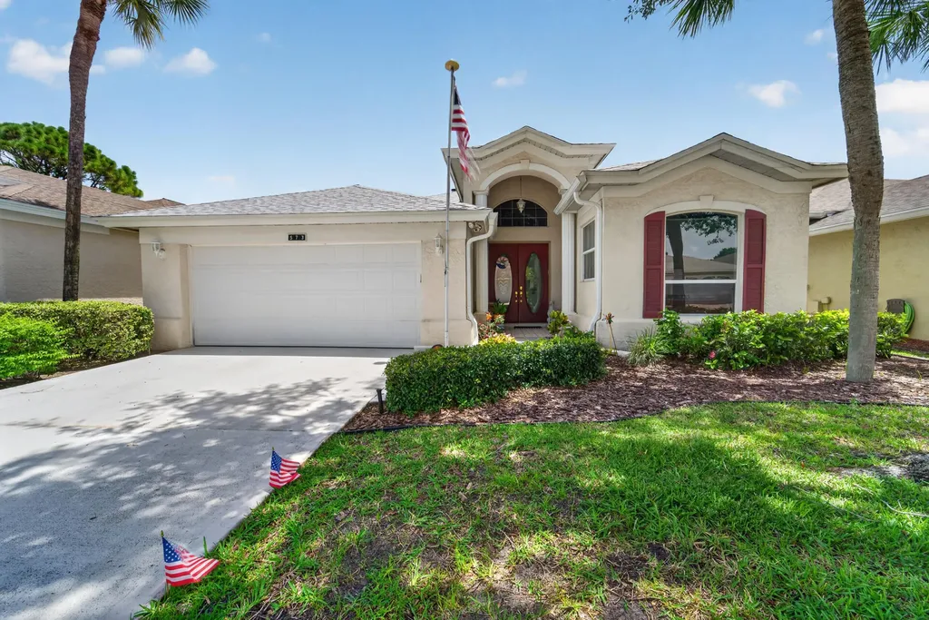 573 NW Montevina Drive Port St Lucie FL 34986