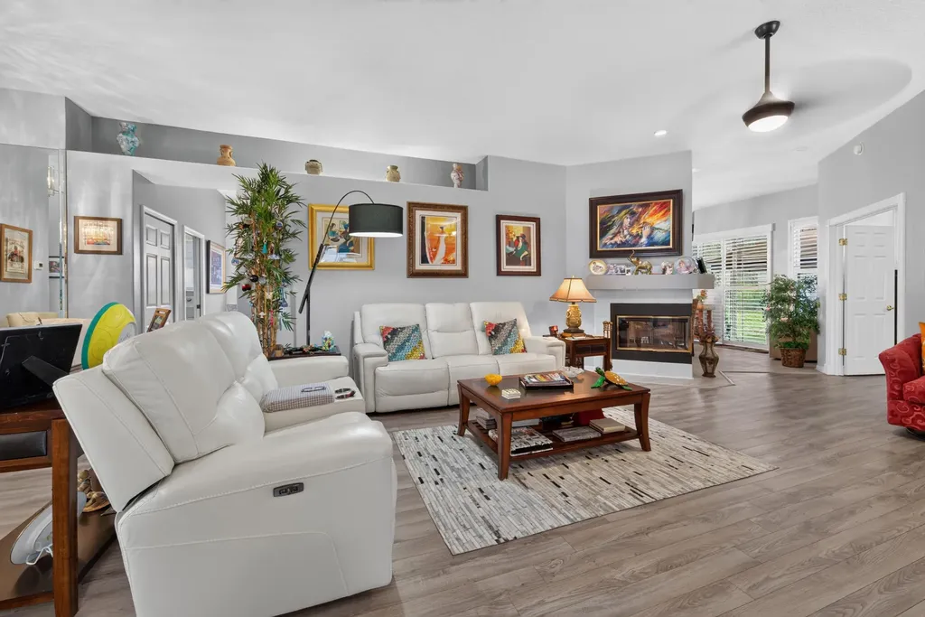 573 NW Montevina Drive Port St Lucie FL 34986