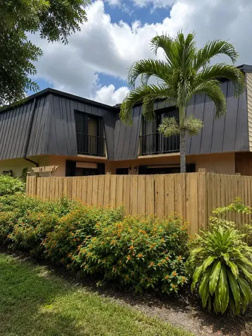 2457 Waterside Drive Lake Worth FL 33461