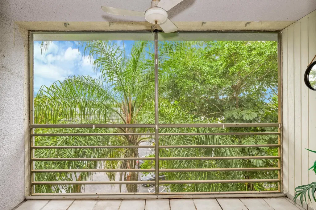 118 Royal Park Drive Oakland Park FL 33309