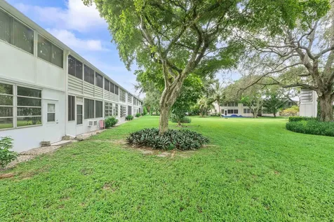 317 Tilford O Deerfield Beach FL 33442