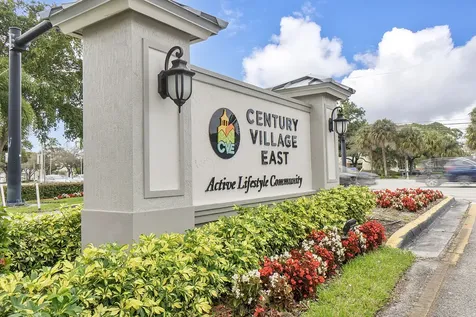 317 Tilford O Deerfield Beach FL 33442