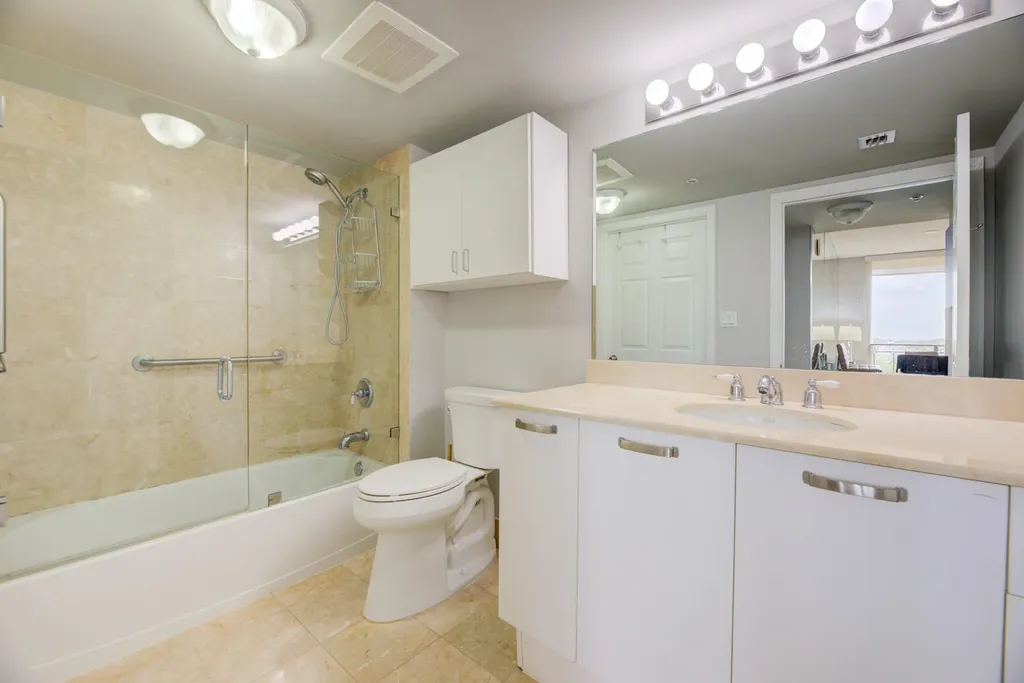 2001 N Ocean Boulevard Fort Lauderdale FL 33305