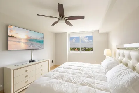2001 N Ocean Boulevard Fort Lauderdale FL 33305