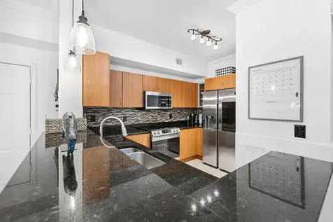 806 E Windward Way Lantana FL 33462