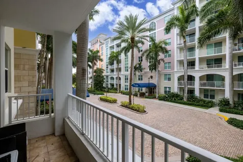 806 E Windward Way Lantana FL 33462