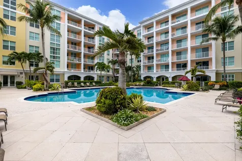 806 E Windward Way Lantana FL 33462