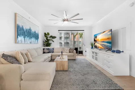806 E Windward Way Lantana FL 33462