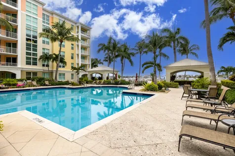 806 E Windward Way Lantana FL 33462