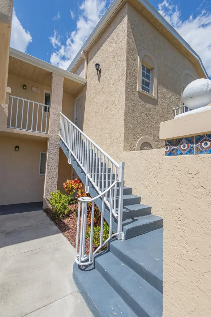 1635 SE Green Acres Port St Lucie FL 34952