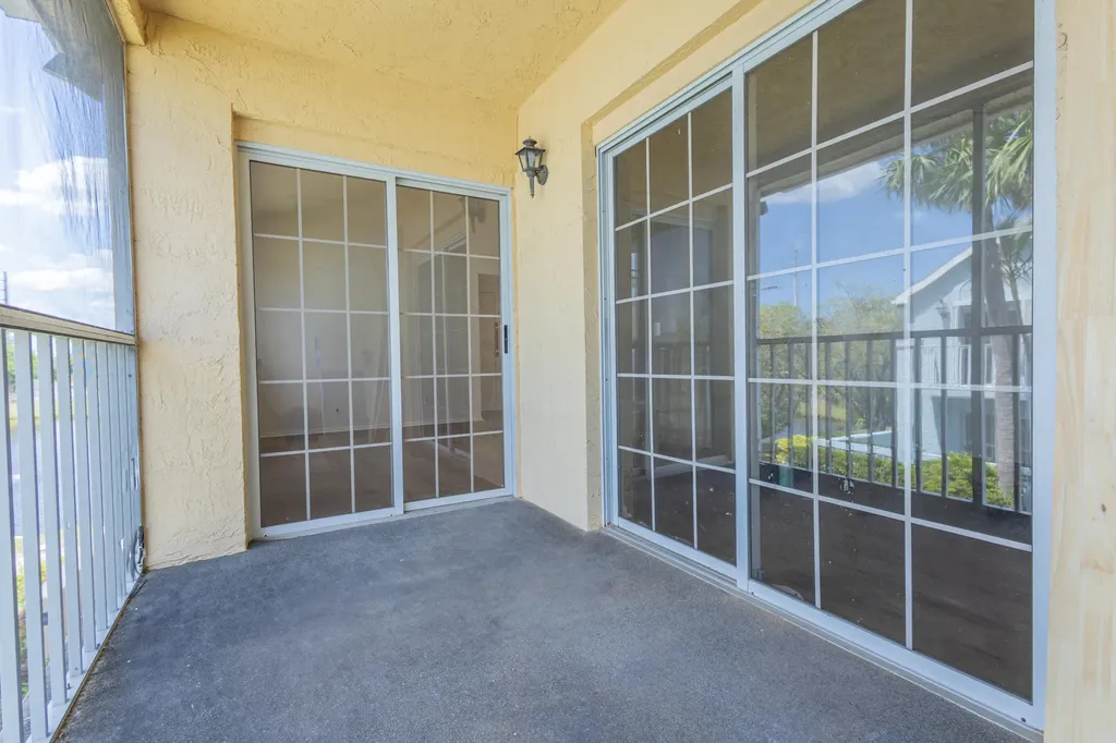 1635 SE Green Acres Port St Lucie FL 34952